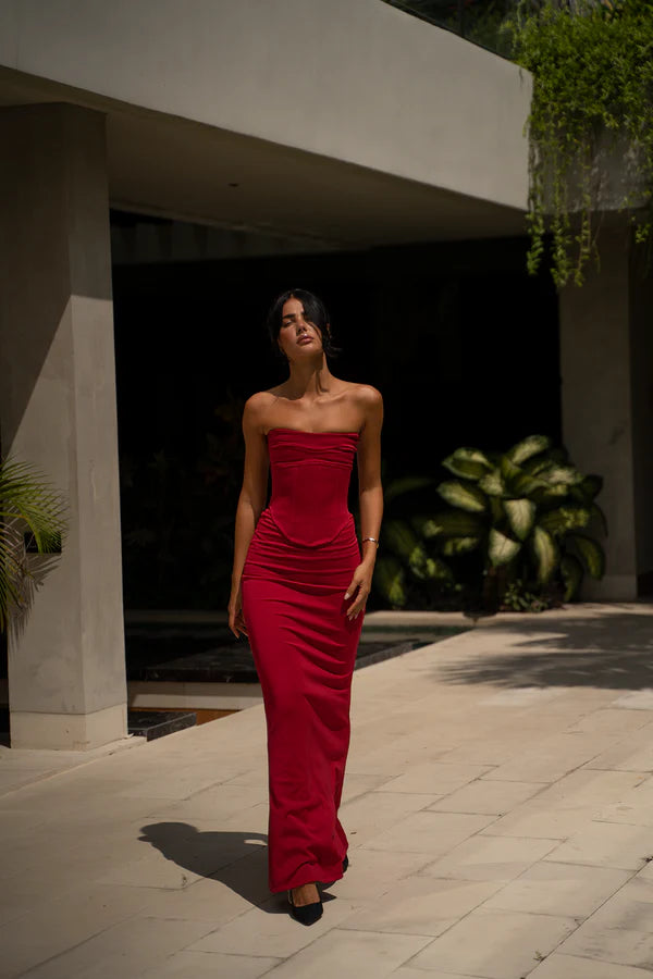 HNTR the label LOUIE Gown
